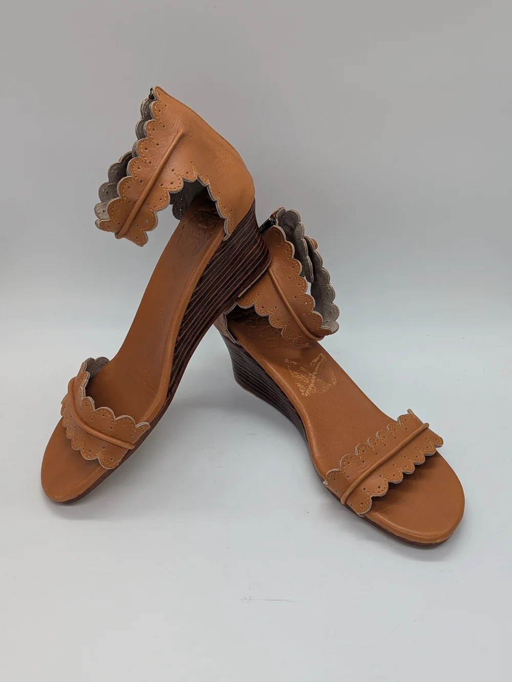 Bali Elf Women's Midsummer Scalloped Leather Sandals Ankle-Strap Wedge Size 10.5